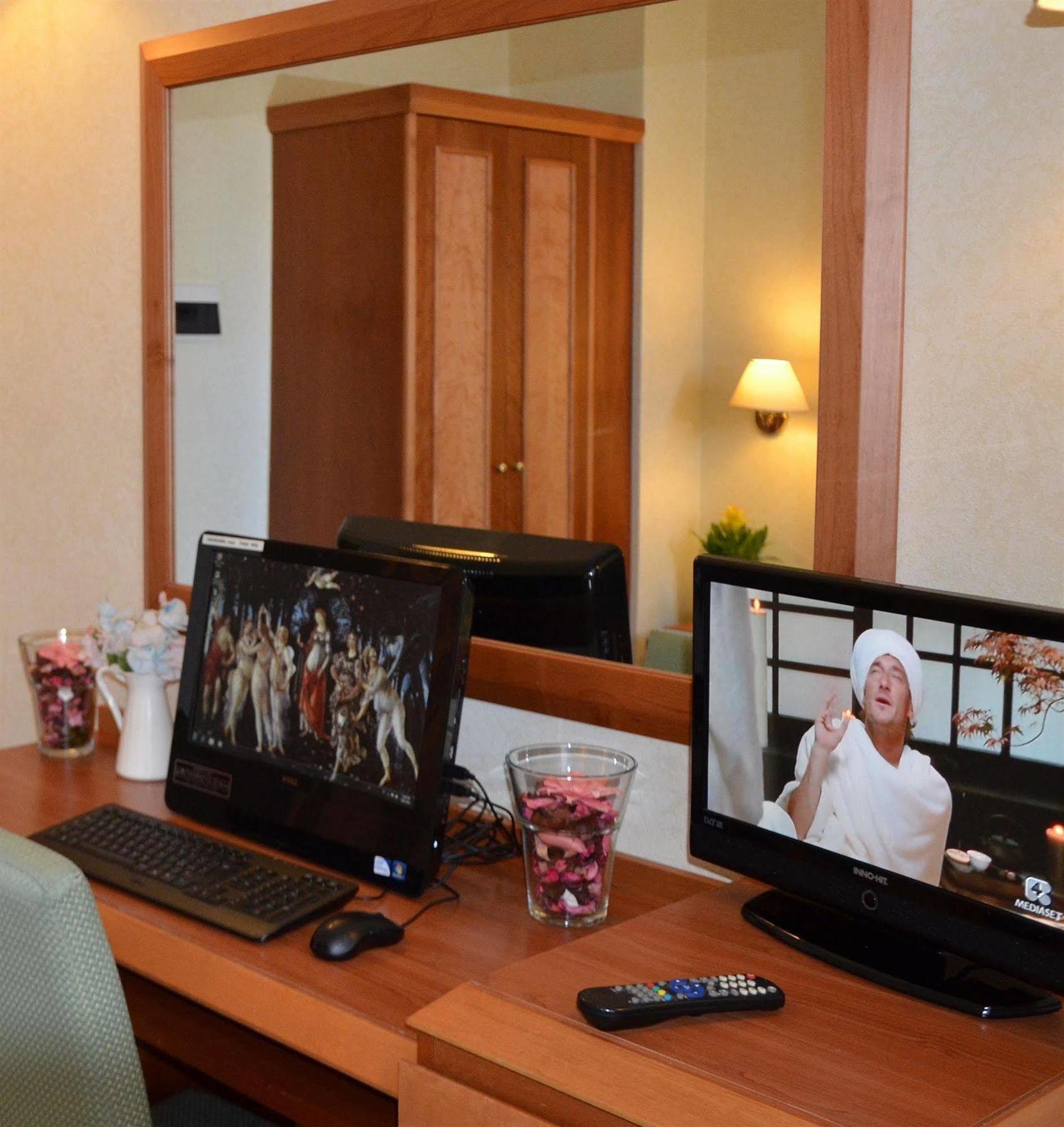 Archi Rossi Hostal Florencia